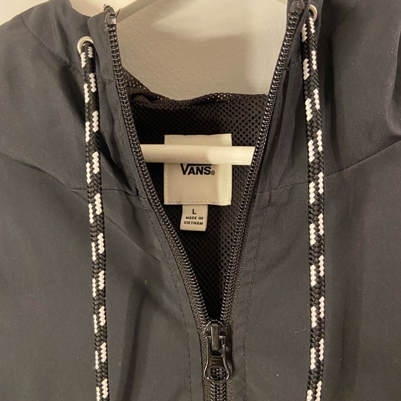 Vans off the Wall windbreaker jacket - Picture 3 of 4